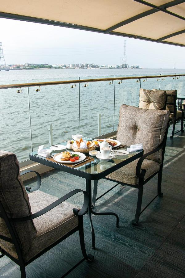 The Yacht Hotel Sea Front Lekki Phase 1 Lagos Exteriör bild