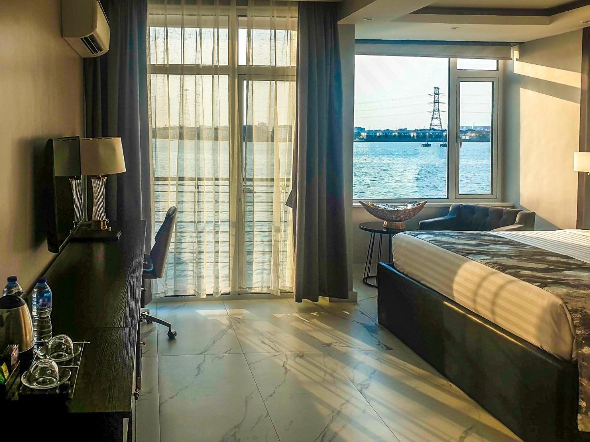 The Yacht Hotel Sea Front Lekki Phase 1 Lagos Exteriör bild