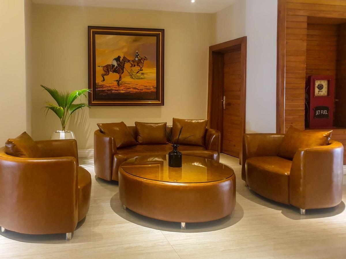 The Yacht Hotel Sea Front Lekki Phase 1 Lagos Exteriör bild